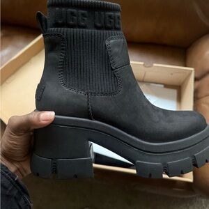 UGG Women's Black Chunky Ankle Booties